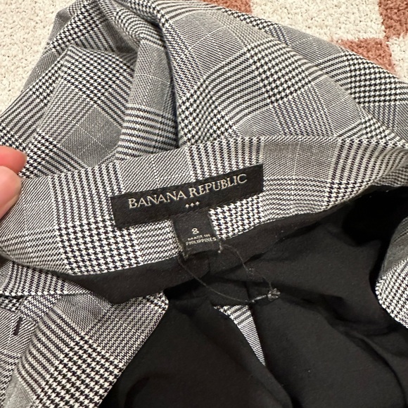 Banana Republic Size 8 Plaid Paper Bag Skirt - Picture 3 of 3